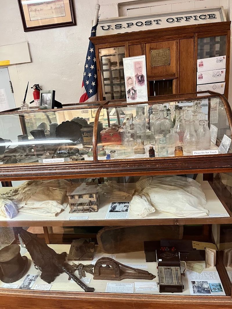 A Romantic and Morbid Story Hidden Inside the Exhibits