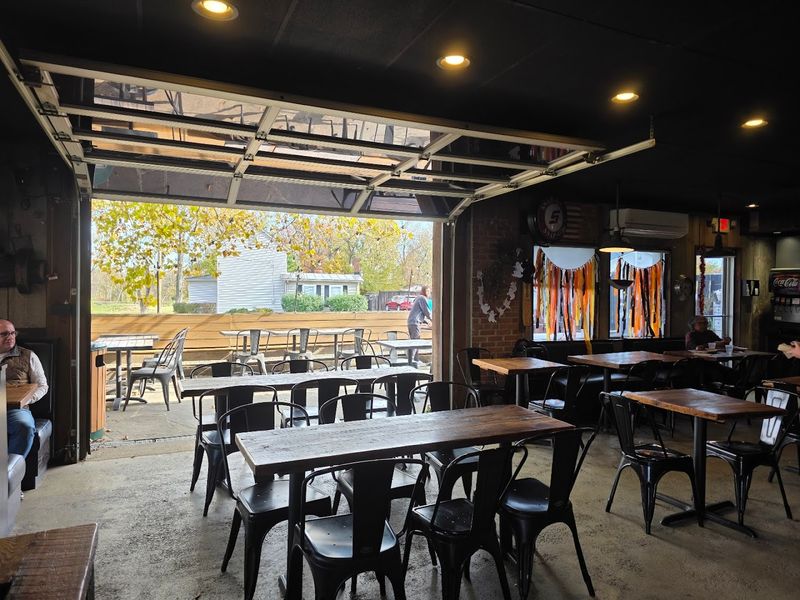 A Rustic Atmosphere That Feels Like Home A Rustic Atmosphere That Feels Like Home