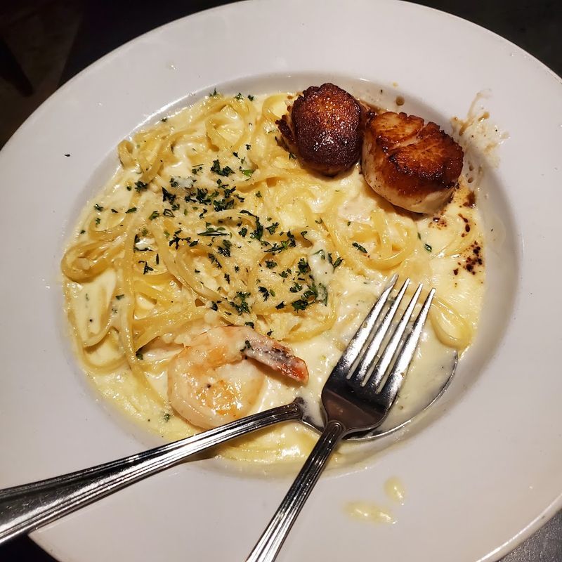 A Seafood-Forward Menu in the Heart of the Midwest