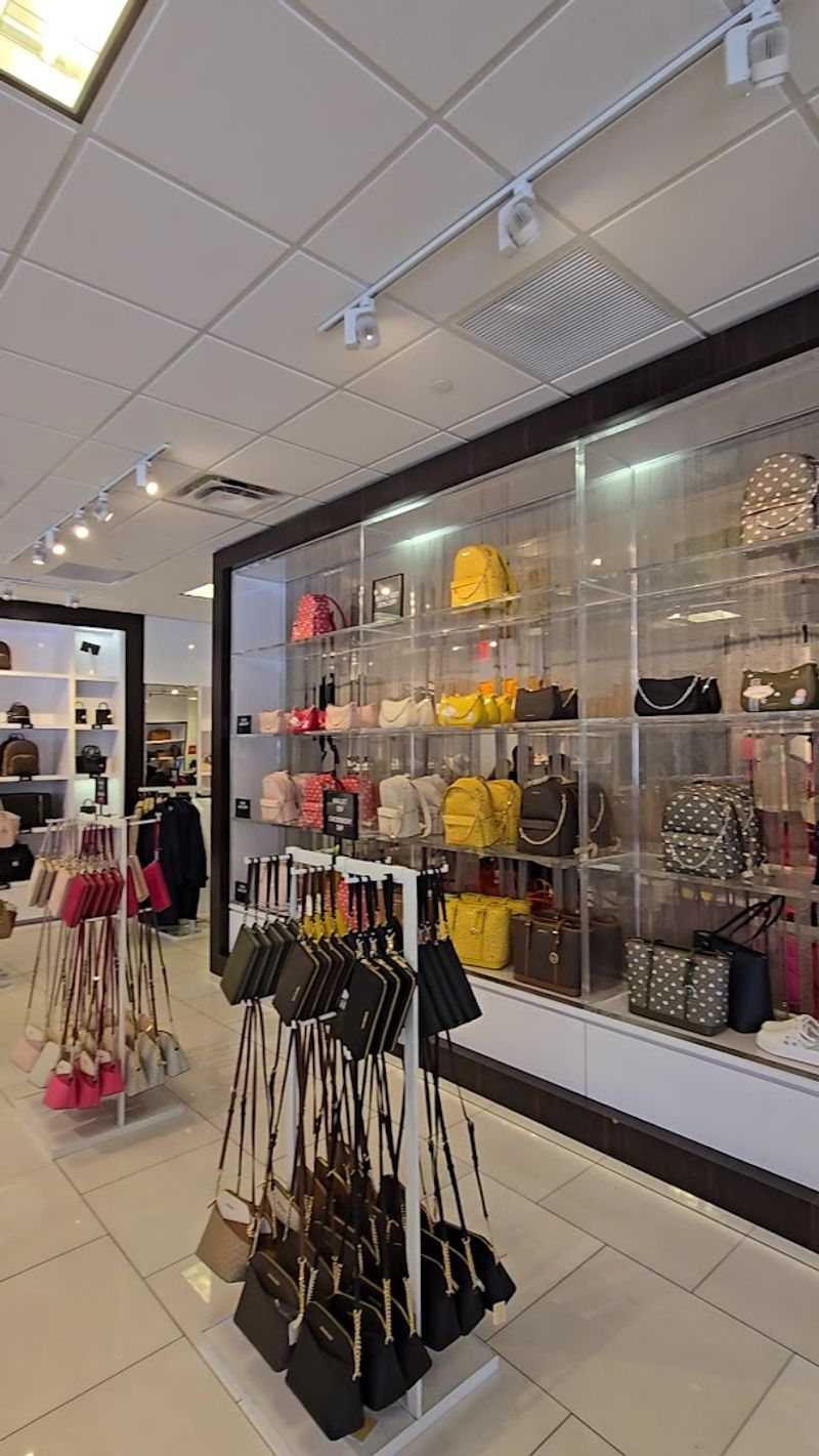 A Shopper's Paradise With a 4.5-Star Rating