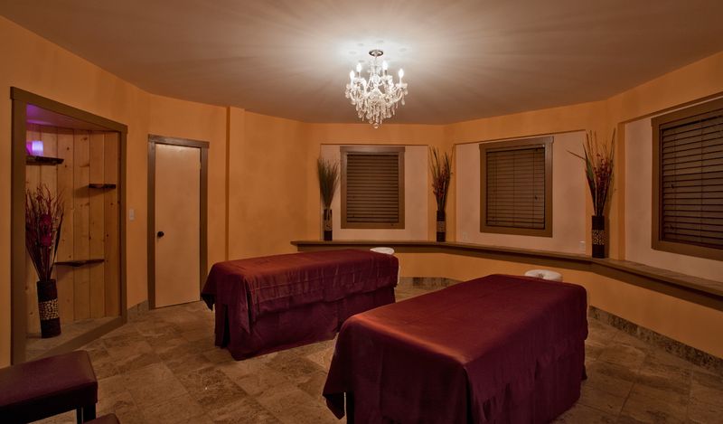 A Spa and Couples Massage That Melts the Stress Away