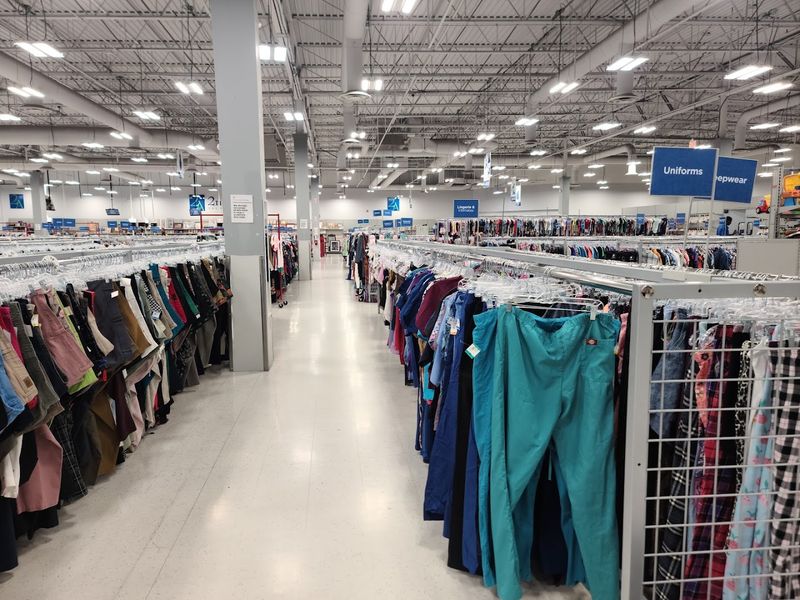 A Store Size That Sets It Apart