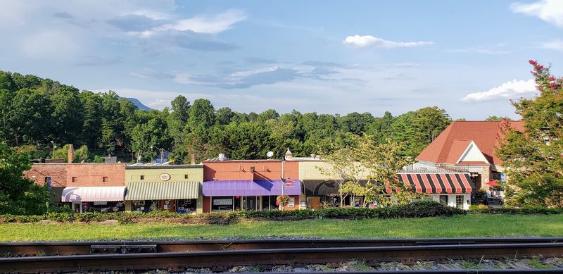 A Thriving Arts Scene Packed Into a Tiny Town A Thriving Arts Scene Packed Into a Tiny Town