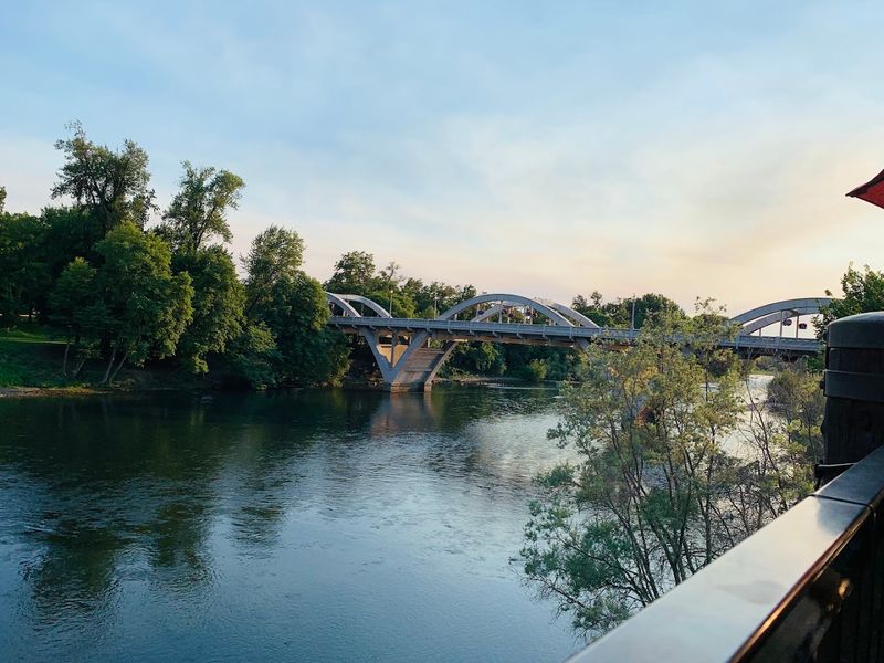 A Thriving Local Food Scene Rooted in the Region A Thriving Local Food Scene Rooted in the Region