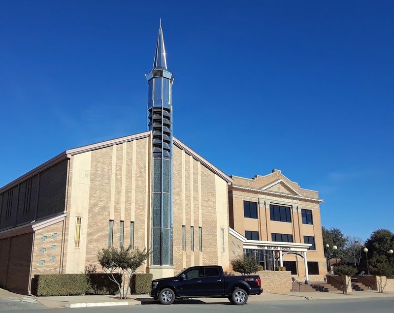 A Tight-Knit Community That Welcomes Newcomers