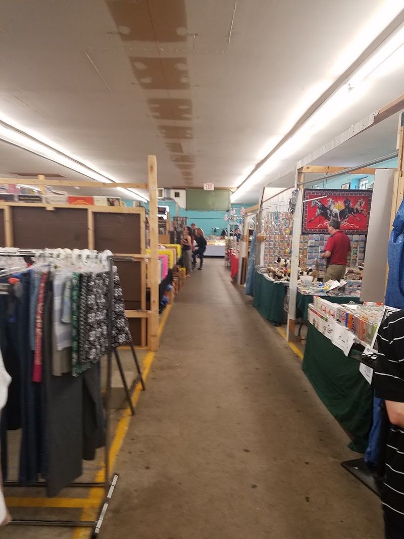 A Treasure Hunter's Paradise With Indoor and Outdoor Vendors