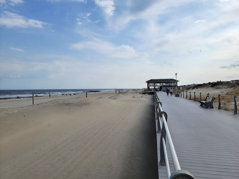 A Two-Mile Boardwalk Built for Strolling, Not Shopping