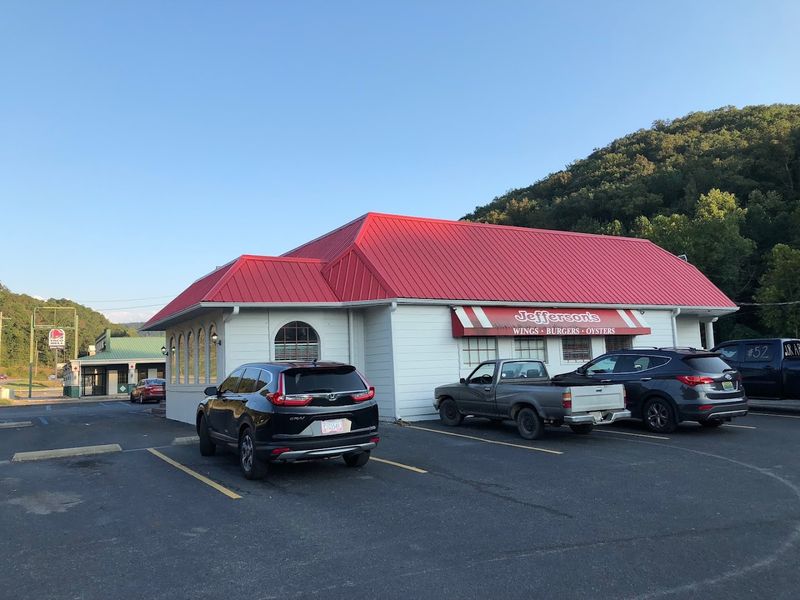 Affordable Dining Scene With Genuine Southern Flavor