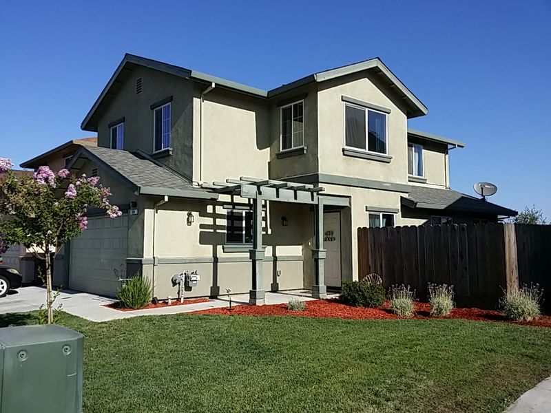 Affordable Living That Lets Your Budget Breathe Too