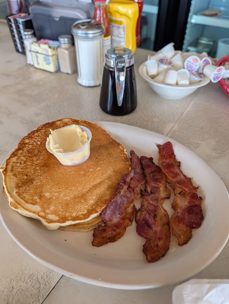 All-Day Breakfast That Locals Swear By