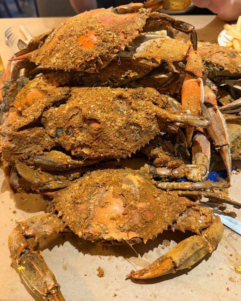 All-You-Can-Eat Blue Crabs That Keep Coming