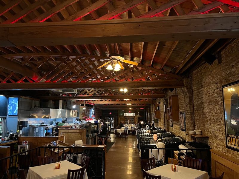An Atmosphere That Feels Both Elegant and Completely Comfortable