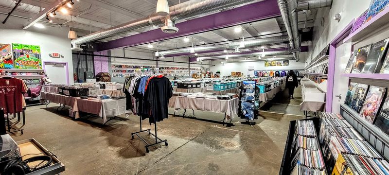 An Incredible Spot for Gift Hunters