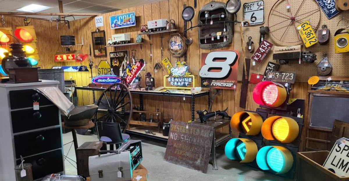 Antique Lovers Can Spend Hours Hunting For Incredible Finds At This Giant Ohio Treasure Filled Marketplace