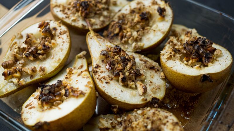 Baked pears