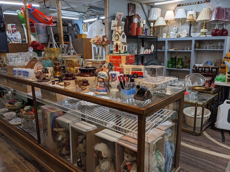 Bargain Barn and Mid-Century Modern Finds