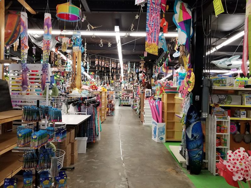 Beach Supplies for Every Kind of Visitor Beach Supplies for Every Kind of Visitor