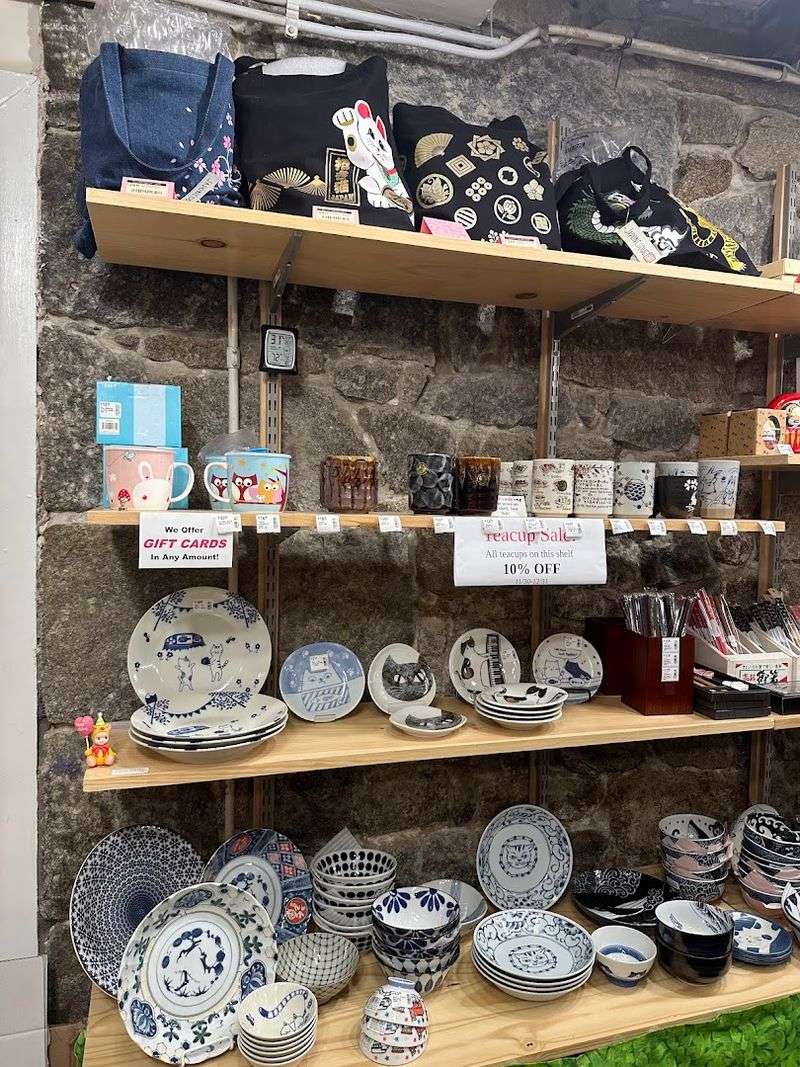 Beautiful Japanese Dishware and Ceramics