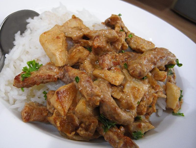 Beef stroganoff