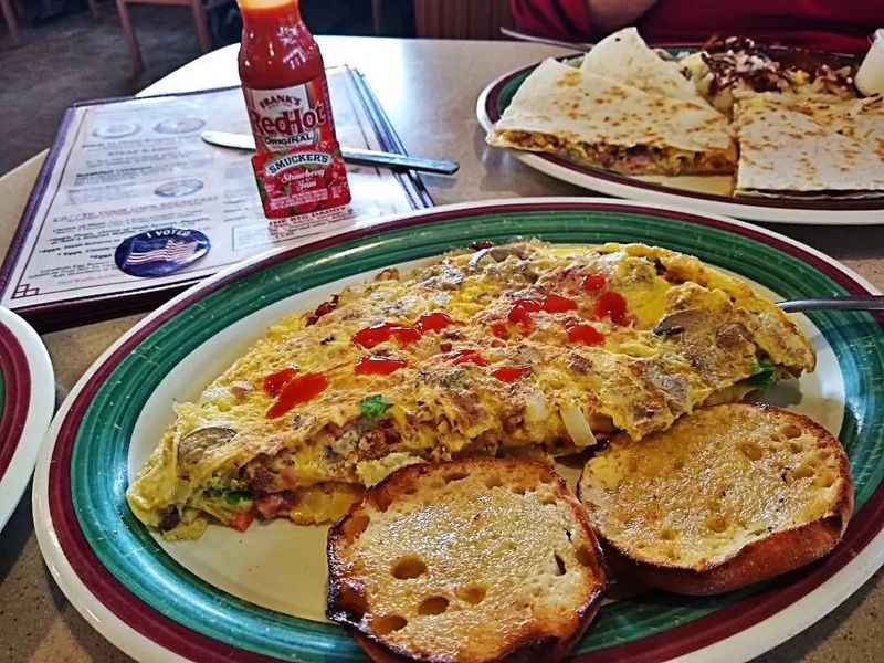 Big Daddy Omelette: Five Eggs of Pure Breakfast Glory Big Daddy Omelette: Five Eggs of Pure Breakfast Glory