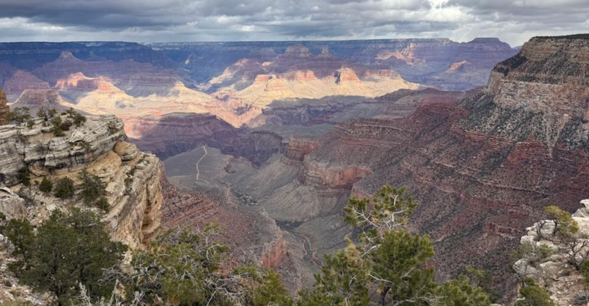 Birds Eye View From This Arizona Overlook Will Take Your Breath Away