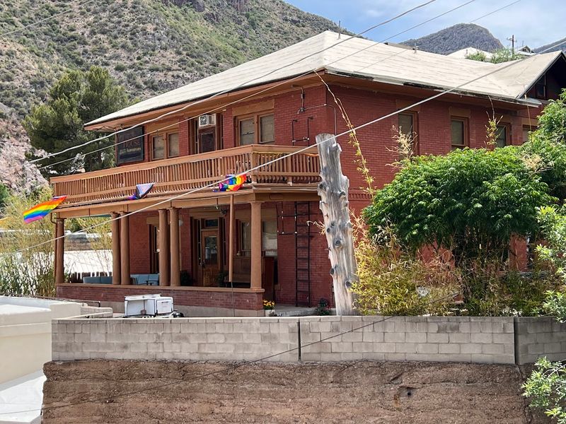 Bisbee's Oliver House - Bisbee