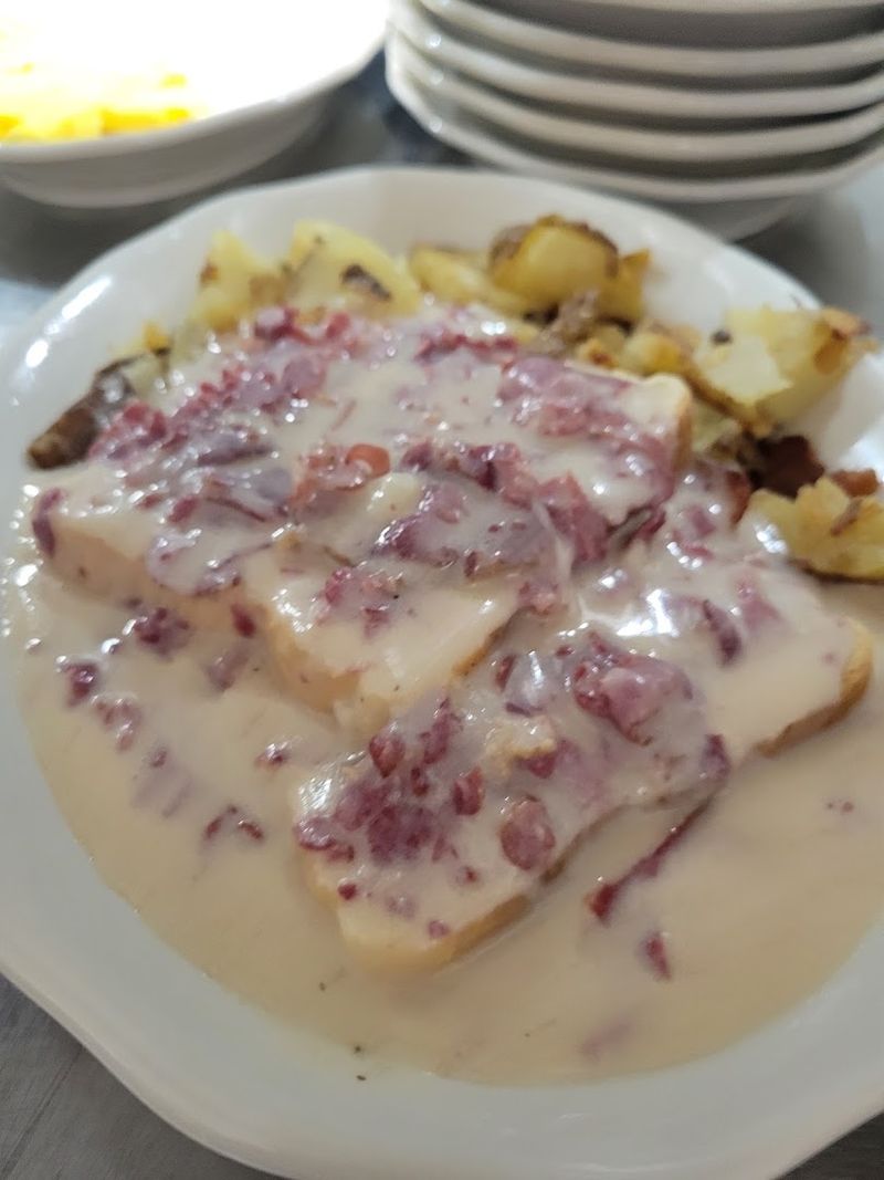 Biscuits and Gravy Worth the Drive