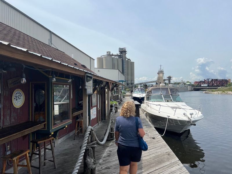 Boat-Up Access on the Kinnickinnic River