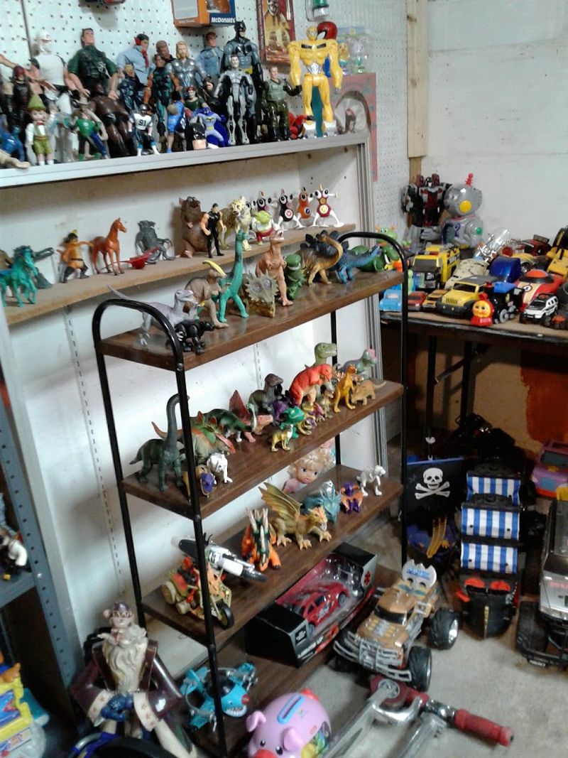 Bob's Building: Rare Antiques and Nostalgic Toys
