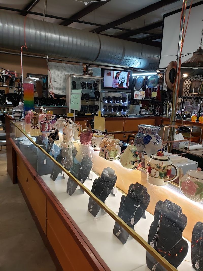 Body Jewelry and Accessories You Will Not Find at the Mall Body Jewelry and Accessories You Will Not Find at the Mall