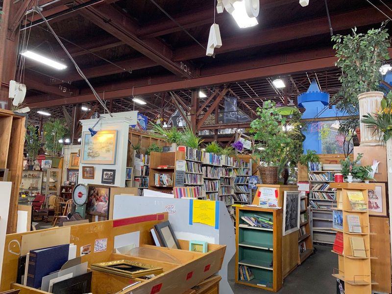 Books Galore for Every Kind of Reader Books Galore for Every Kind of Reader