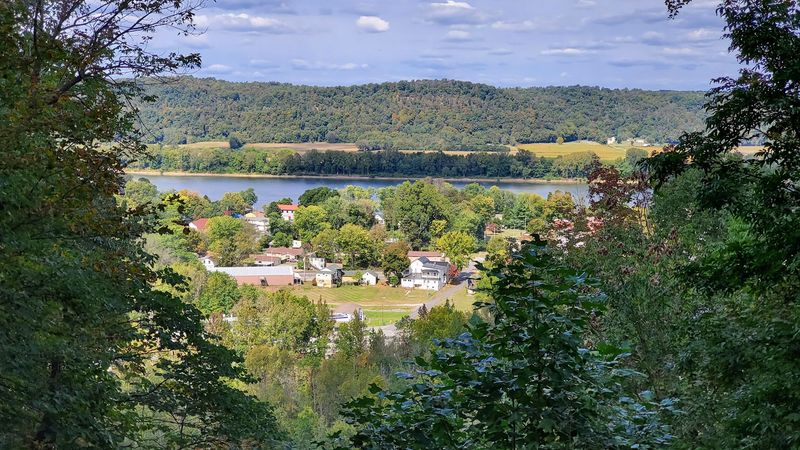 Breathtaking Views of the Ohio River