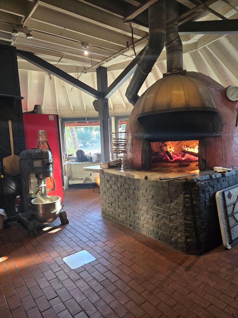 Brick-Oven Pizza Worth Every Single Bite