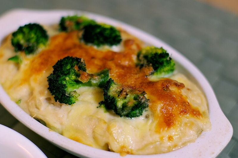 Broccoli Cheddar Casserole Broccoli Cheddar Casserole