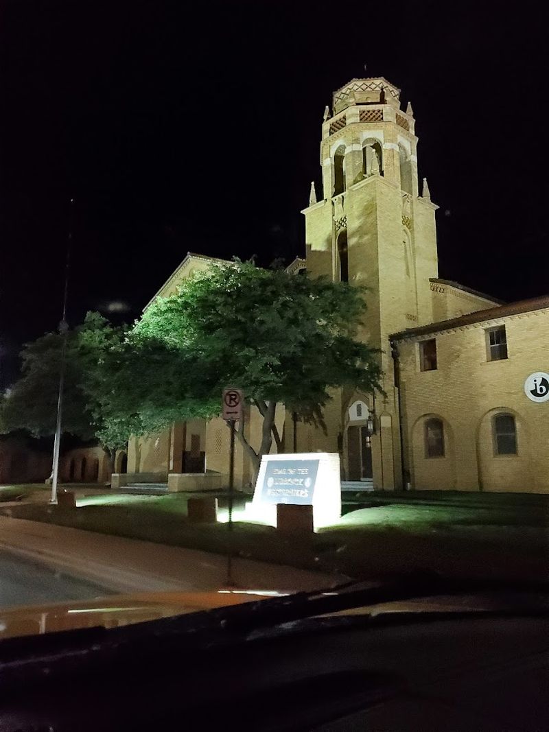 Buddy Holly's Birthplace and a Rich Music Scene