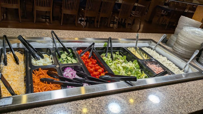 Buffet Versus Menu: Two Very Different Experiences