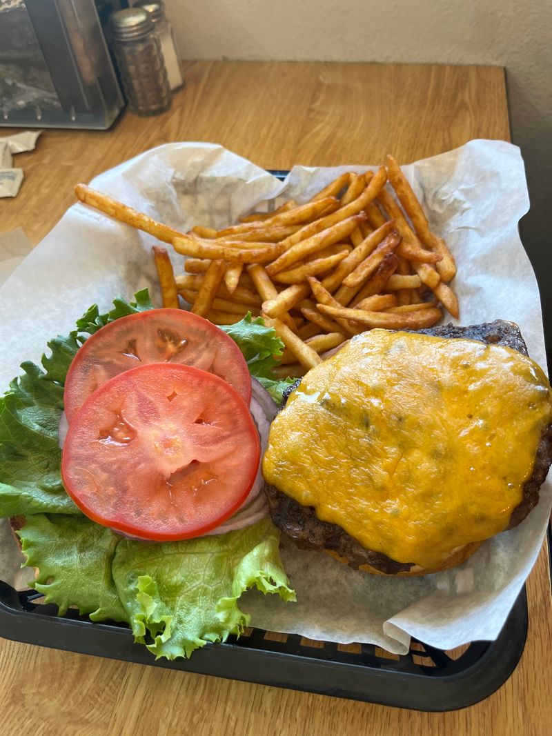 Burgers That Steal the Spotlight Burgers That Steal the Spotlight