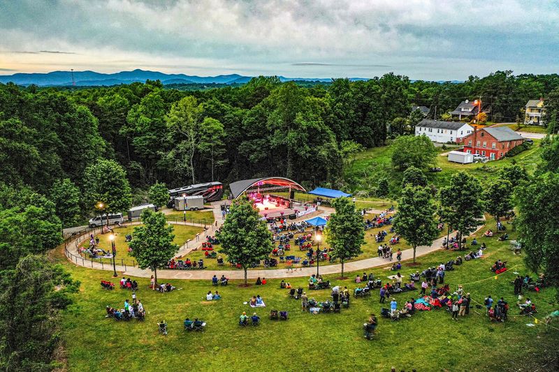 Camping Under the Stars: Unforgettable Nights in the Upstate Wilderness