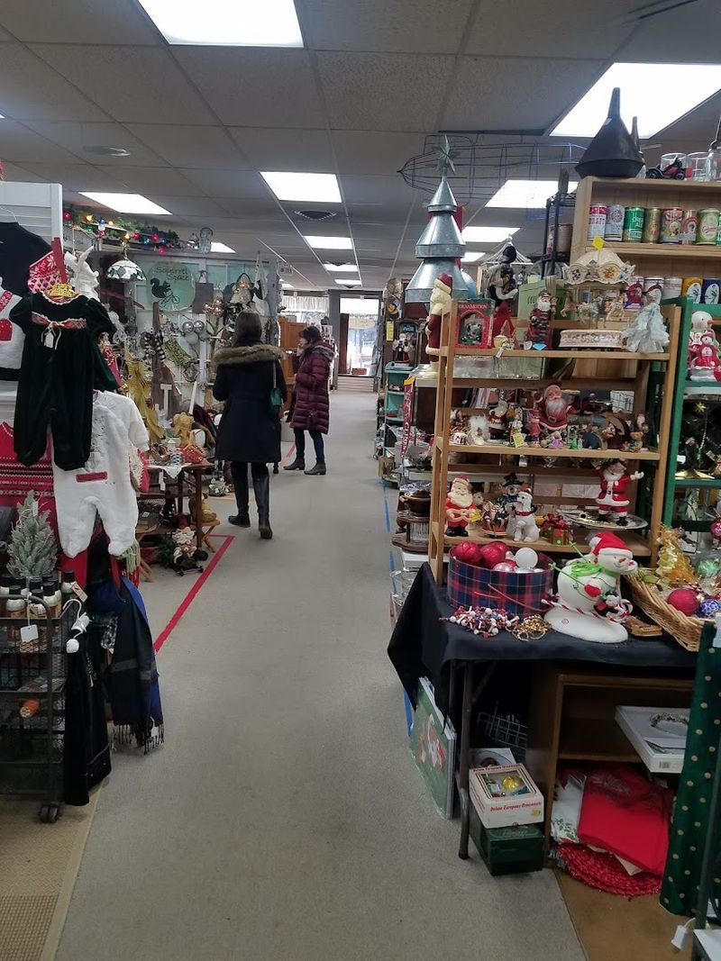 Candles and Wax Melts Worth Lingering Over
