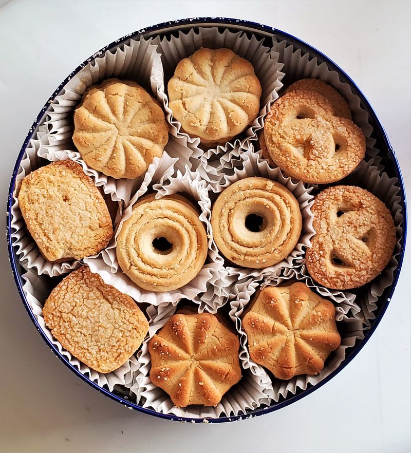 Canned biscuits Canned biscuits