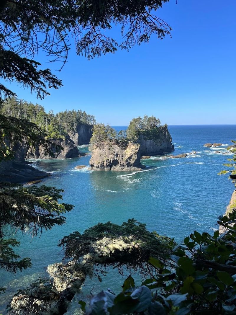 Cape Flattery - Neah Bay, Washington Cape Flattery - Neah Bay, Washington