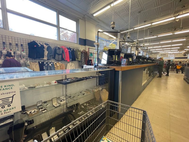 Cash Only Policy Is Something Every Shopper Should Know