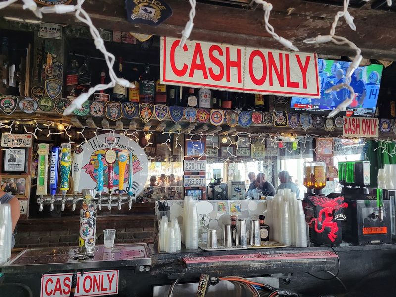 Cash Only Policy That Keeps Things Old School Cash Only Policy That Keeps Things Old School
