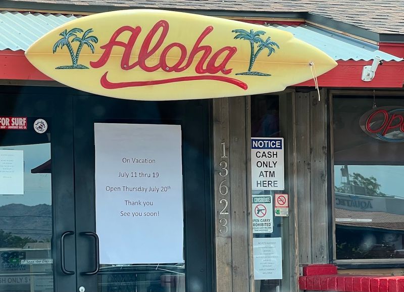 Cash Only Policy With a No-Fee ATM That Keeps Things Easy