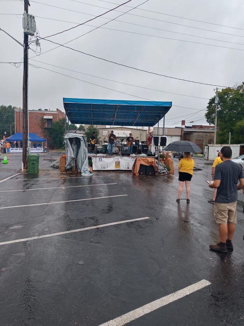 Catch a Live Event at the Hartselle Amphitheater