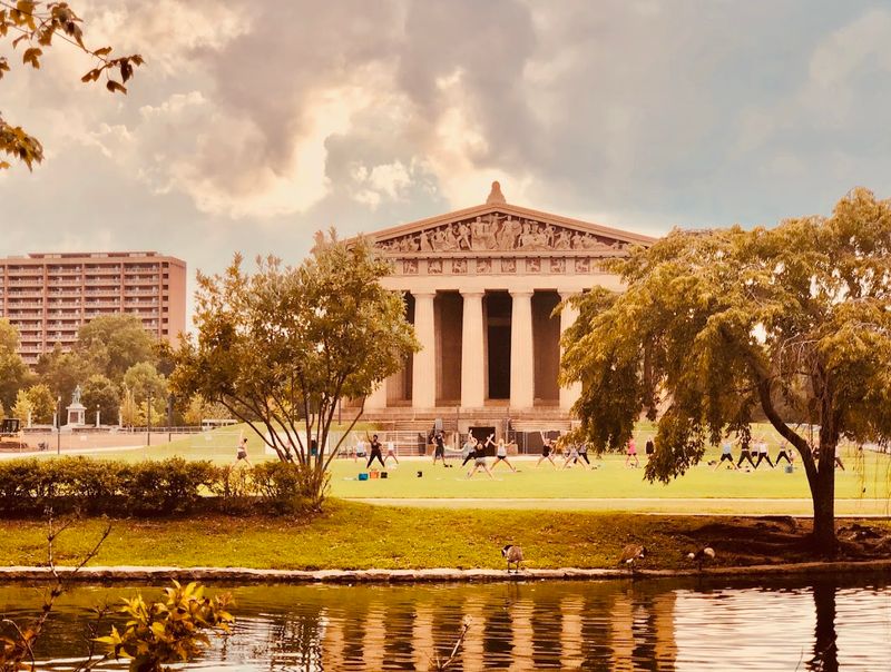 Centennial Park — A Green Oasis Surrounding the Temple Centennial Park — A Green Oasis Surrounding the Temple