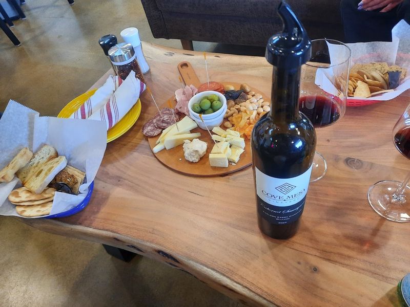 Charcuterie Boards and Snack Pairings Done Right Charcuterie Boards and Snack Pairings Done Right