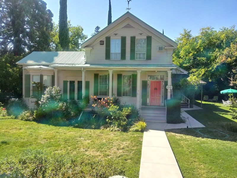 Charming Victorian Architecture Around Every Corner
