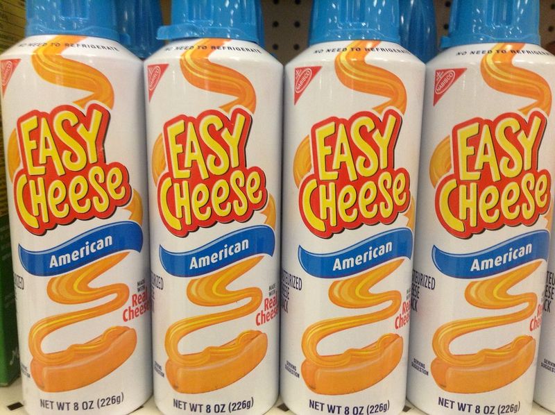 Cheese spray Cheese spray