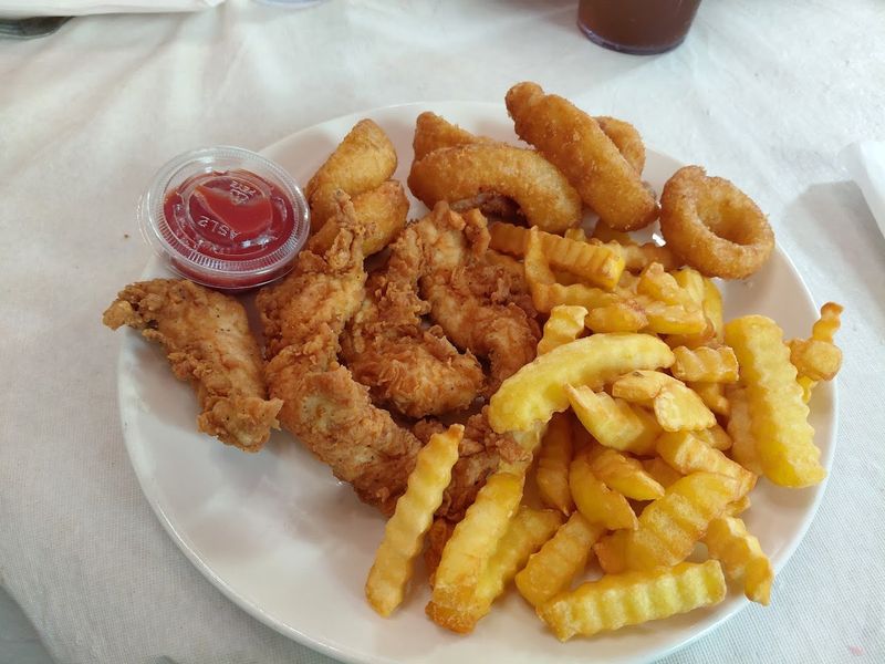 Chicken Fingers That Locals Swear By Every Single Visit